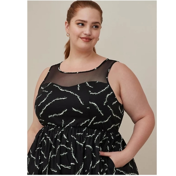 UNIVERSAL MONSTERS FRANKENSTEIN MINI SKATER DRESS - MESH & STRETCH POPLIN - Picture 3 of 8